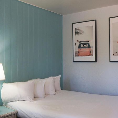 Ocean Holiday Motel Daytona Beach Extérieur photo