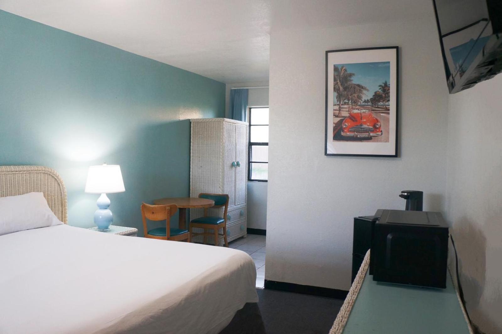 Ocean Holiday Motel Daytona Beach Extérieur photo