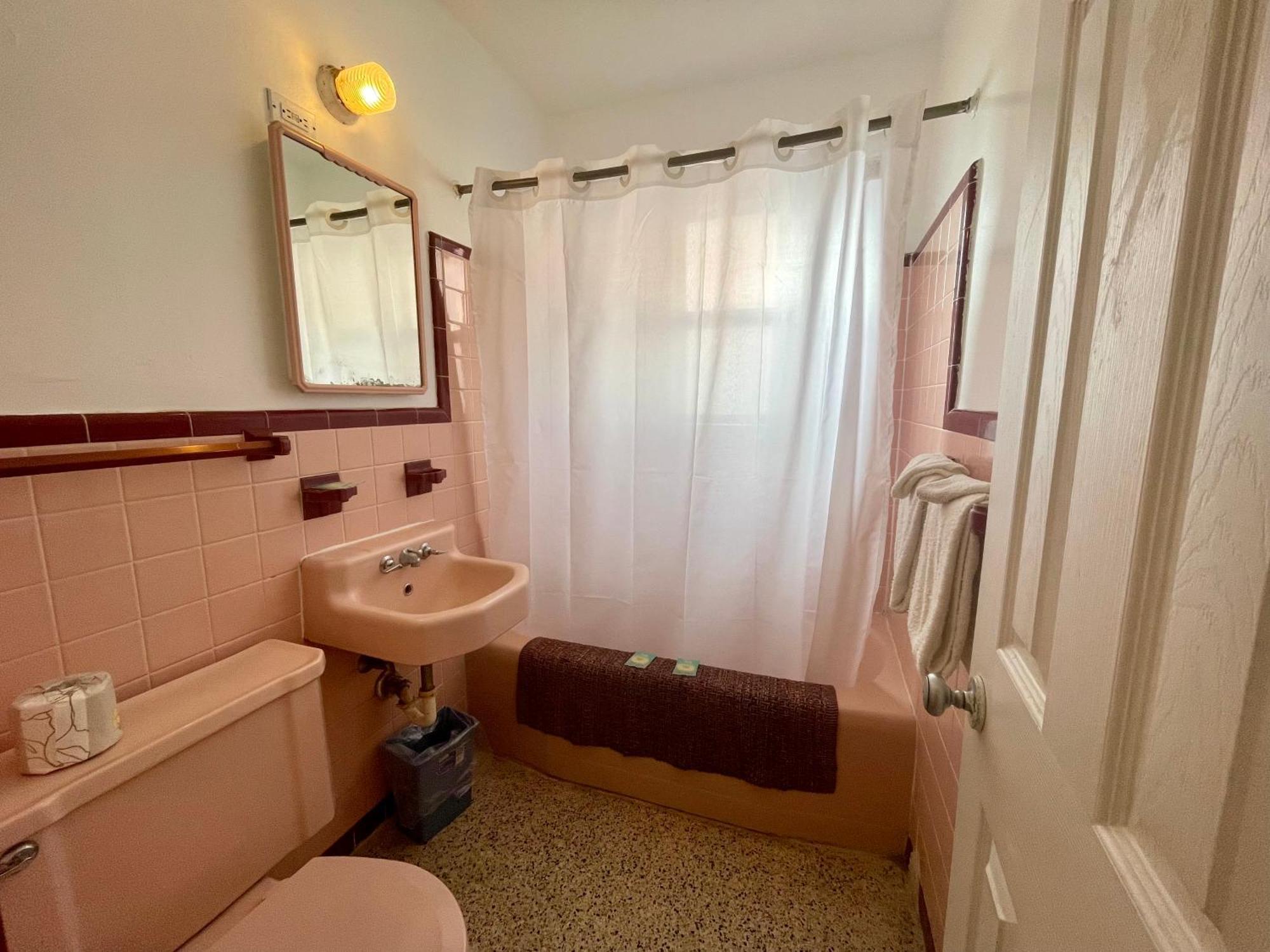 Ocean Holiday Motel Daytona Beach Extérieur photo